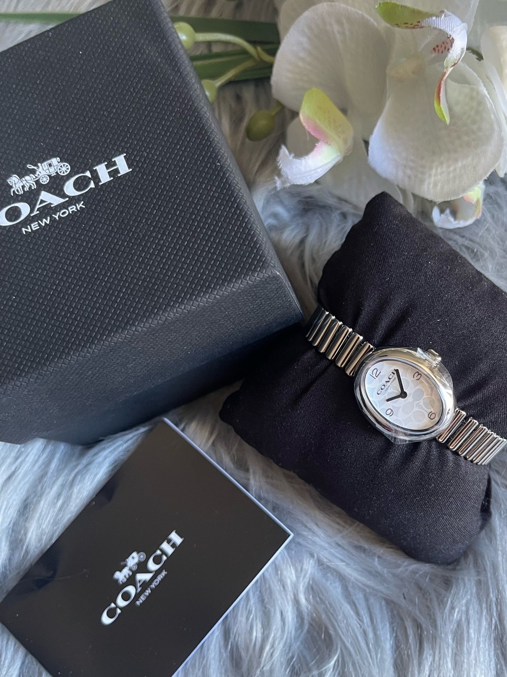 Coach authentic women band watch